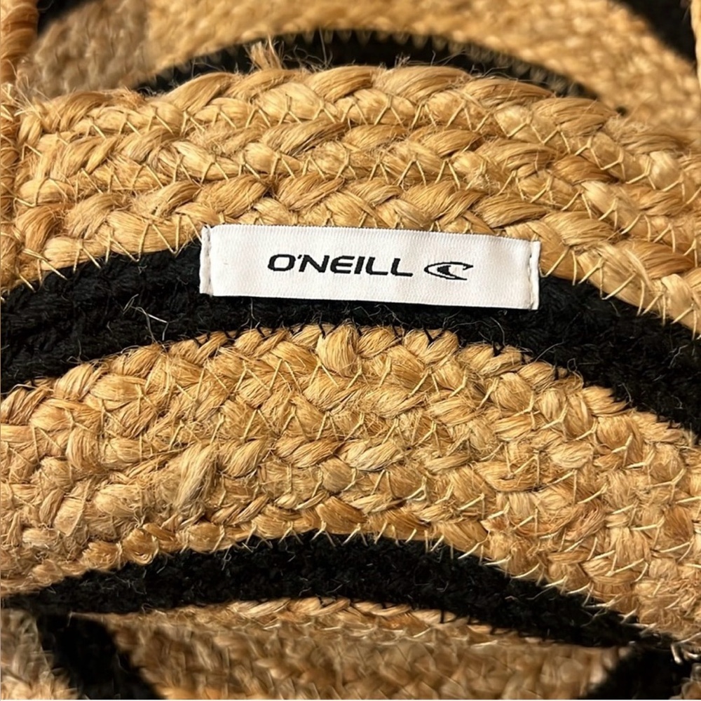 O'Neill Bungalow Jute Tote Bag. - Picture 3 of 6